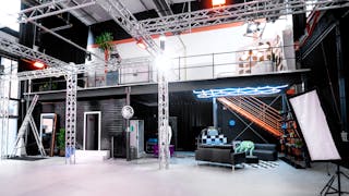 Industrial Pop-up Space in Cologne - Image 1