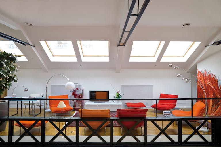 Modular Luminous Loft in heart of Paris - Image 3