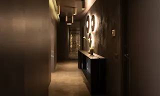 Exclusive venue located in the heart of Milan’s Montenapoleone District - Image 16
