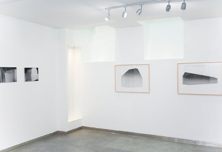 Stylish Pop Up Boutique in Paris - Image 3