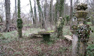 Ch�teau du XVIIIe si�cle abandonn� - Image 9