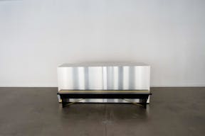 Trendy Pop Up Space in Berlin's Vibrant City Center - Image 4