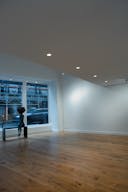 showroom, galerie spacieuse et lumineuse/ vitrine 6 m lineaire au coeur du marais - Image 10