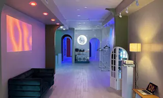 West Village Storefront with Patio on Bleecker St - Image 1