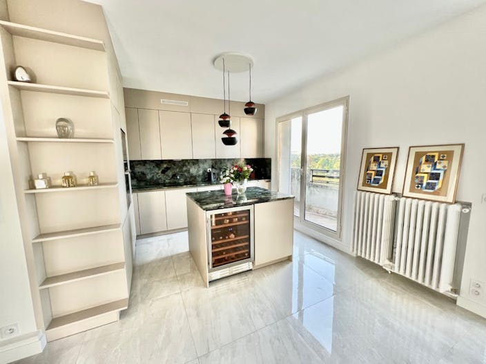 Showroom / Appartement avec vue sur la Fondation Louis Vuitton - Image 3