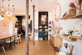 Beautiful Boutique Paris 11th, close to Haut-Marais - Image 0
