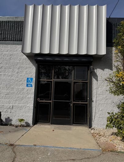 Large creative space near crypto arena - Image 4