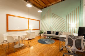 Silver Lake Meeting Space - Photography studio - Image 5