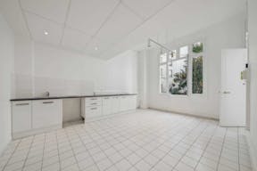 Beautiful Haussmannien Showroom Fashion Week - Image 16