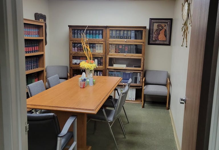 Office space in legal office - Image 0