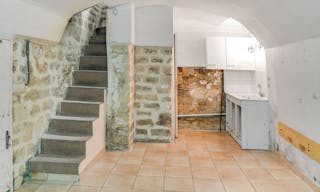 Premium Boutique in Opera - Image 7