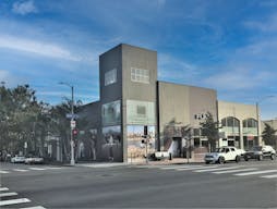 Pop-Up Space on Melrose Avenue - Image 14