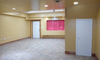 Kensington Commercial Space - Image 1