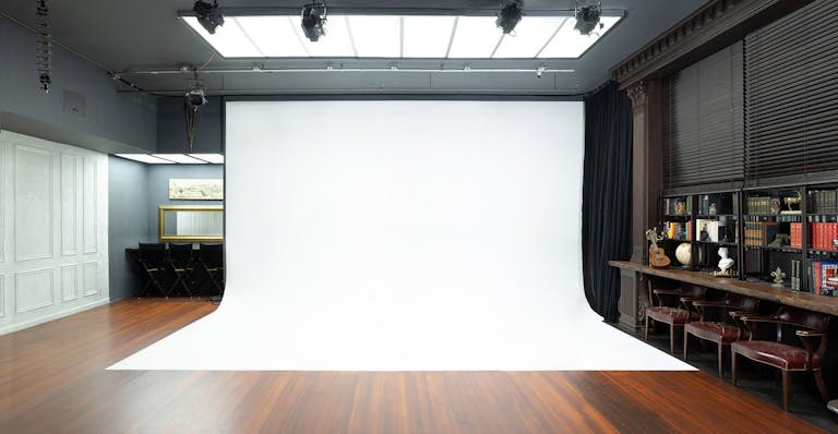 A professional photography and video production in the heart of Manhattan - Image 1