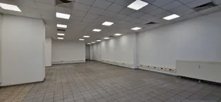 Prime retail space in Alexanderplatz - Image 3