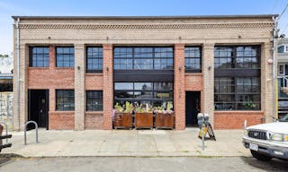 Light-filled Industrial Chic Warehouse in Temescal, neighborhood of Oakland, California - Image 1