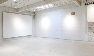 Beautiful Williamsburg Loft Studio - Image 2