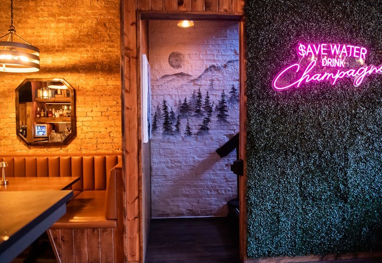 River North Bi-Level Tavern Space with Full Kitchen - Image 0