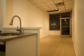 Eye-Catching White box Space: Art, Parties, Events, and Pop-Ups in Prime Lowe East side, Chinatown Near SoHo with Extra Room - Image 3