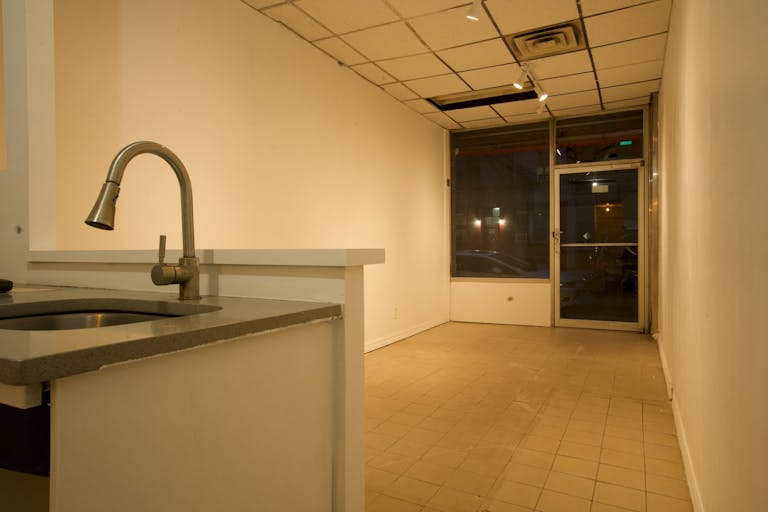 Eye-Catching White box Space: Art, Parties, Events, and Pop-Ups in Prime Lowe East side, Chinatown Near SoHo with Extra Room - Image 3