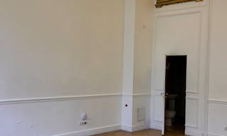 hotel particulier en plein coeur de Paris avec Jardin - Image 14