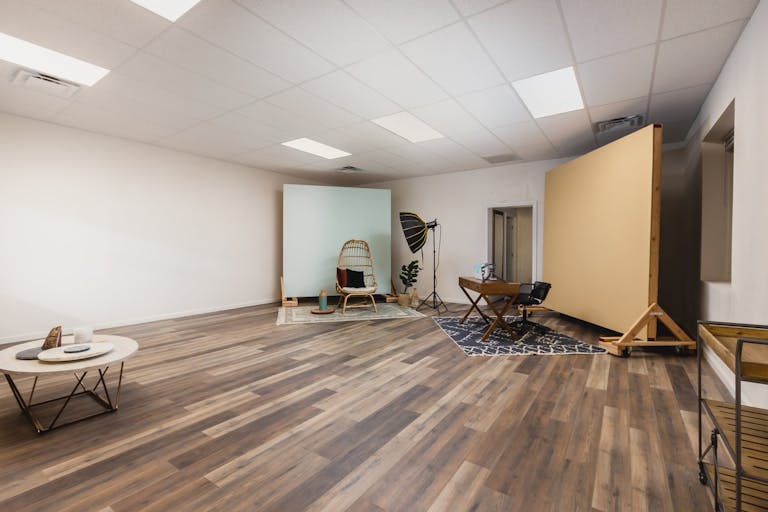 Unique Space with Interchangeable Walls - Image 2