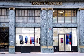 Galerie d'art / showroom / concept store / devanture Monument Historique - Image 13