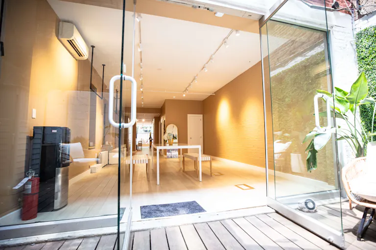 Fashion Space Pop Up Store - Image 4