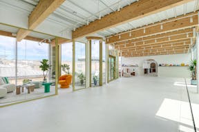 230m2 avec vue panoramique sur les toits de Paris - Image 4