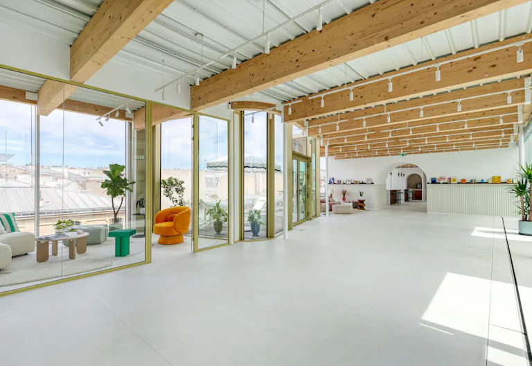 230m2 avec vue panoramique sur les toits de Paris - Image 4