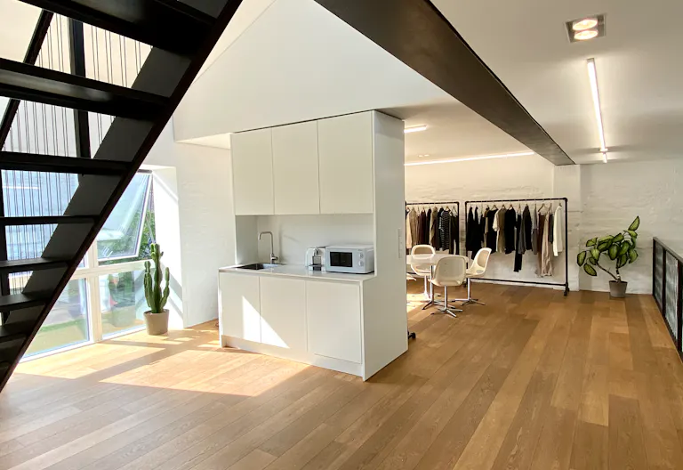 Creative Showroom & Studio by the Spree | 180 sqm | Berlin - Image 3