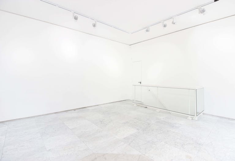 La Villette Corner Space - Image 1