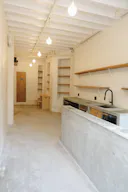 A sunny, minimalist, boutique + showroom in the heart of the Lower East Side, Manhattan - Image 8