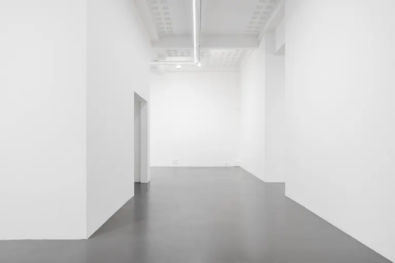 Bright Gallery in Le Marais  - Image 1
