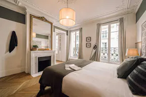 Live like a local in Paris, work like a pro - Image 7