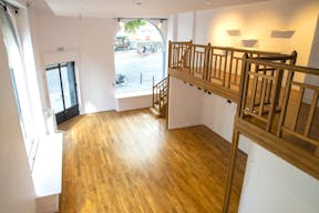 Galerie sur les bords de Seine face au Pont Neuf (Samaritaine, Mus�e de la Monnaie) - Image 12