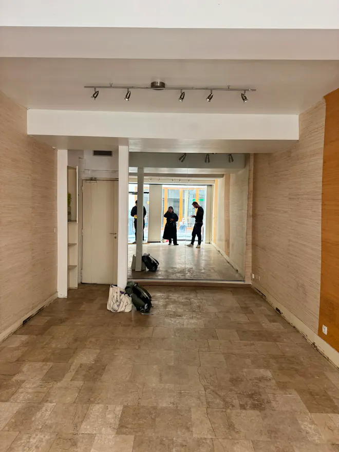 Local commercial à sous-louer – 11 rue Saint-Sauveur, Paris 2e (Sentier / Montorgueil) 25m² - Image 0