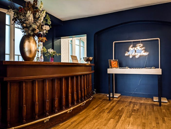 Spectacular event Showroom in Paris - Image 3