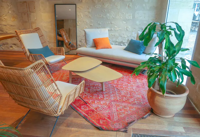 Sophisticated Pop-Up in the heart of Bordeaux - Image 1