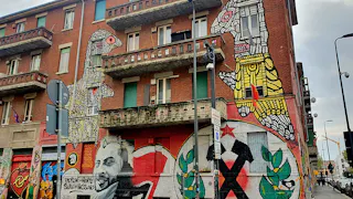 POP UP SPACE Gola Art Gallery Milano Navigli - Image 10