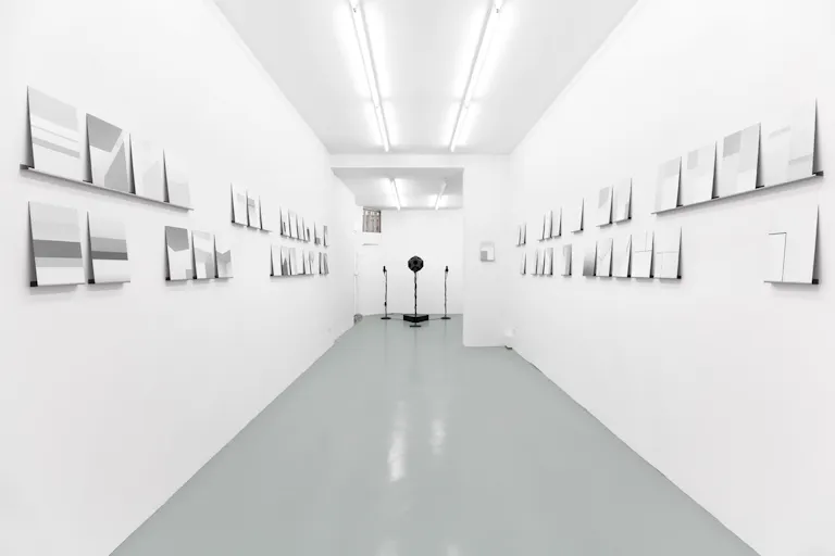 Gallery Space in Le Marais - Image 2