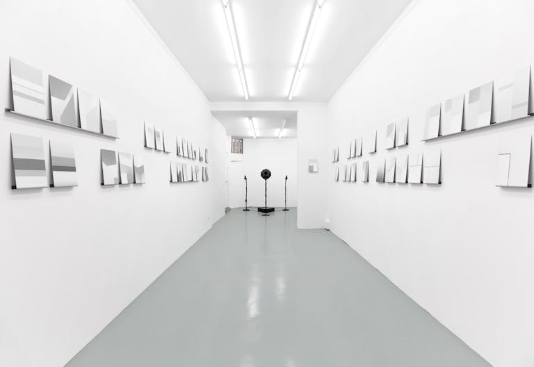 Gallery Space in Le Marais - Image 2