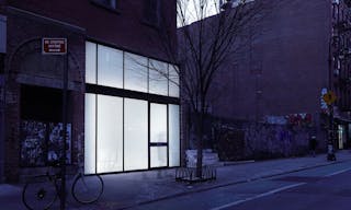 Light filled split level Storefront in the heart of Manhattan (with high ceilings and multiple rooms) - Image 0