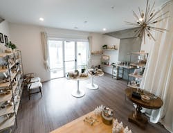 Unique Space in Trendy St. Elmo District - Image 9