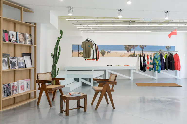 FLAGSHIP PREMIUM - REPUBLIQUE / CANAL SAINT-MARTIN - Image 4
