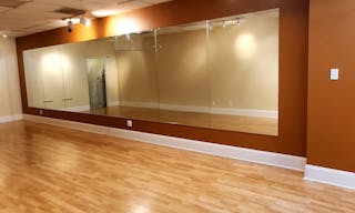 Unique Ballroom/Event space - Image 24