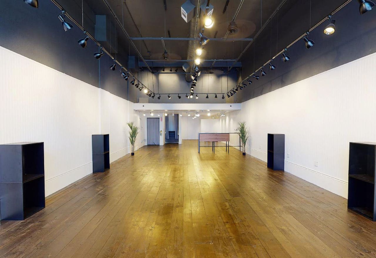 Modern Retail Space in Downtown Berkeley - Image 2