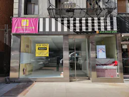 Prime location - Upper East St. Pop Up store Location ! - Image 9