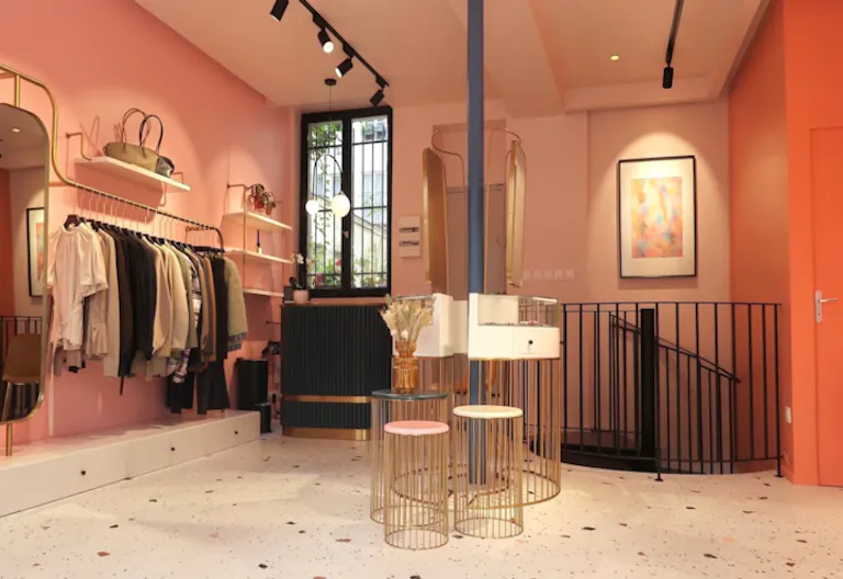 Charming Boutique in Le Marais - Image 1