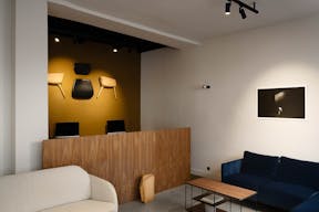 Showroom design lumineux et calme en plein Paris 11 - Image 2